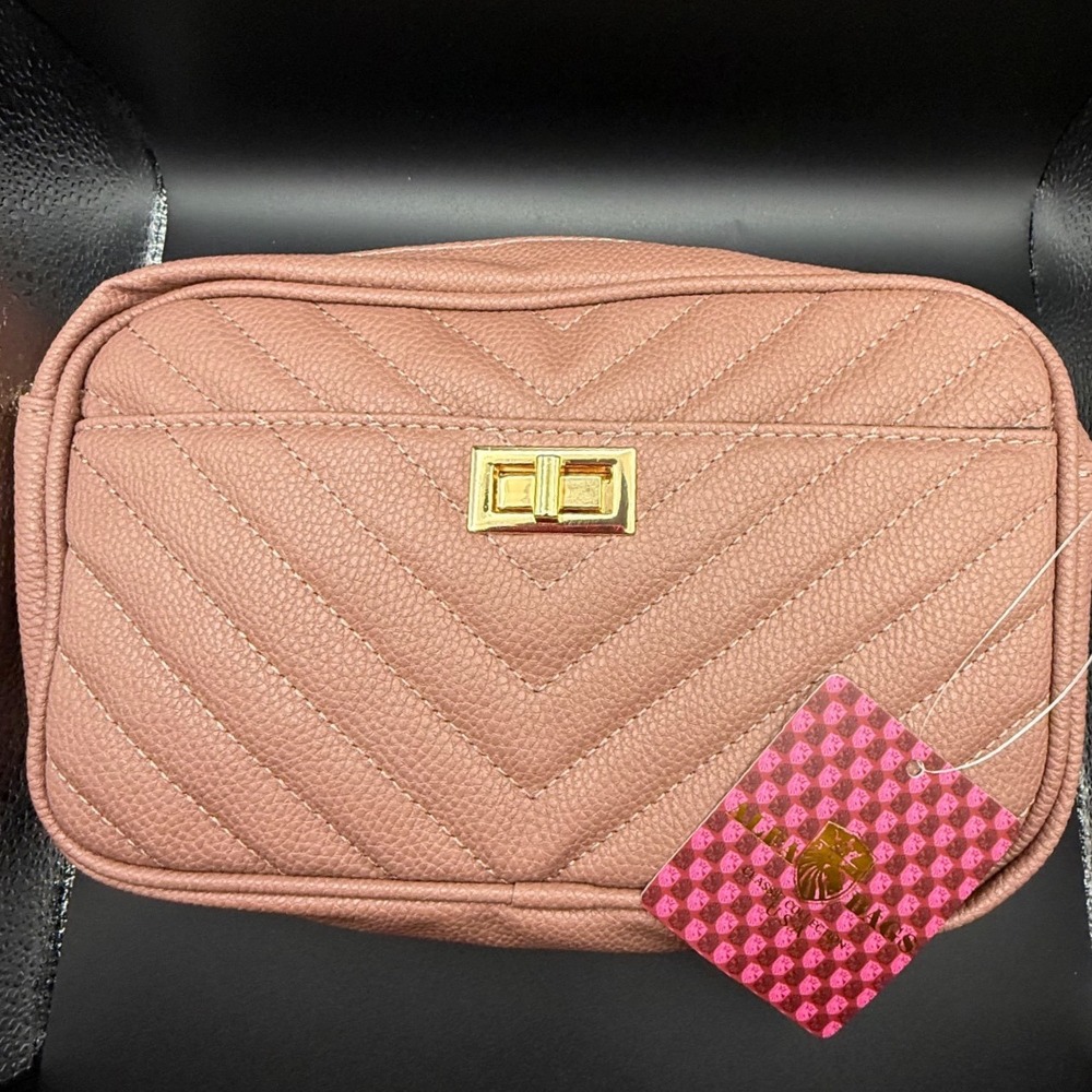 ALFA BAGS Classic Collection USA Quilted‎ Crossbody Bag Blush Pink Gold Lock
